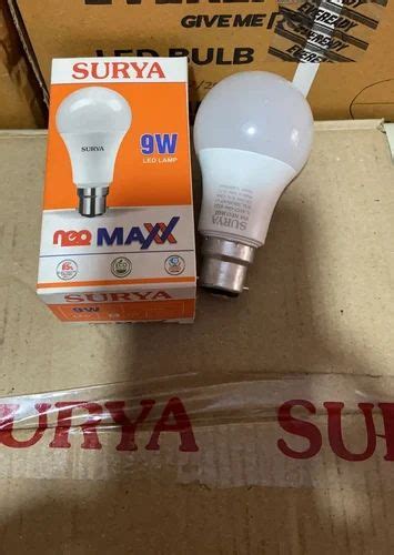 Polycarbonate Surya W Neo Maxx Led Bulb Cool Daylight At Rs Piece