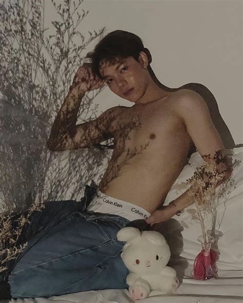 Edward Hot Vietnamese Male Escort In Bangkok