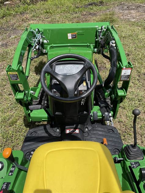 John Deere 1023e