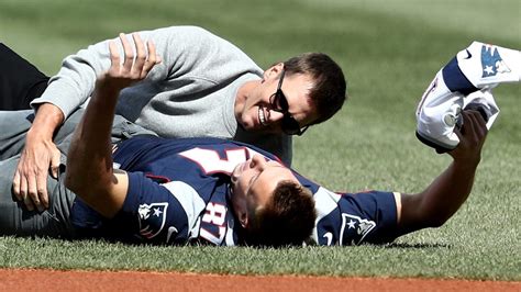 Tom Brady Tackles Rob Gronkowski After Jersey Theft Nbc Sports