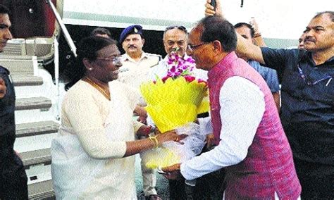 Nda Presidential Candidate Draupadi Murmu Gets Rousing Welcome The Hitavada