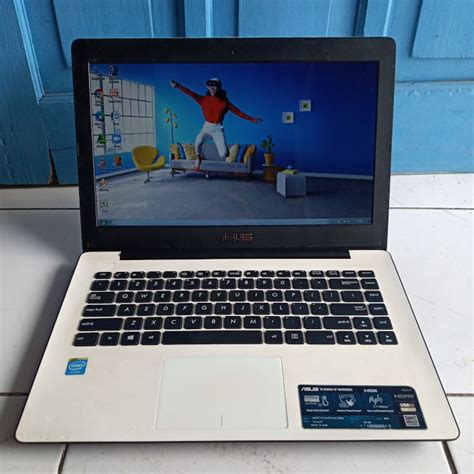 Jual Asus X M Warna Putih Laptop Second Bekas Murah Hdd Gb Ram Gb