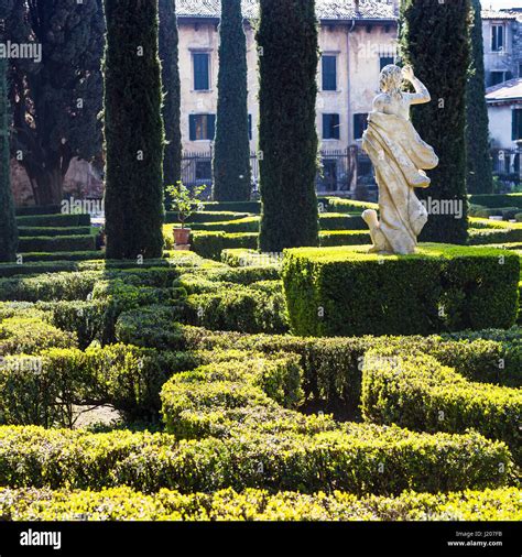 Verona Italy March 27 2017 Landscape Design Of Giusti Garden In