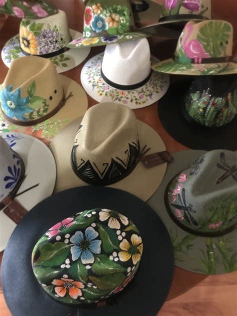 Pin De Leo Wisman En Sombreros Lindos Pintados Sombreros Pintados A