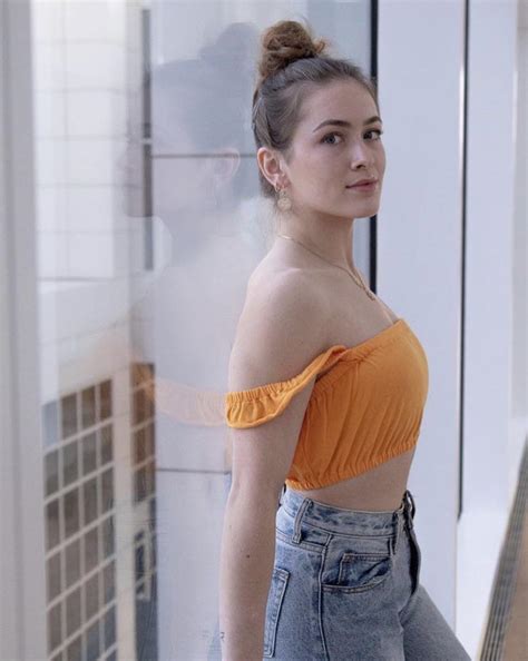 6 Hot Sexy Norah Flatley Bikini Pics