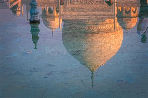 Taj Mahal Dome Agra India Stock Image Image Of Mahal