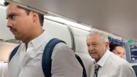 López Obrador Llega Barriendo A Vuelo Rumbo A Poza Rica Video El Heraldo De México