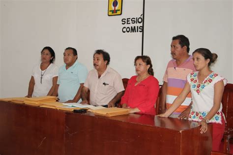 Entregan Constancia De Participacion A La Eleccion De Alcaldes