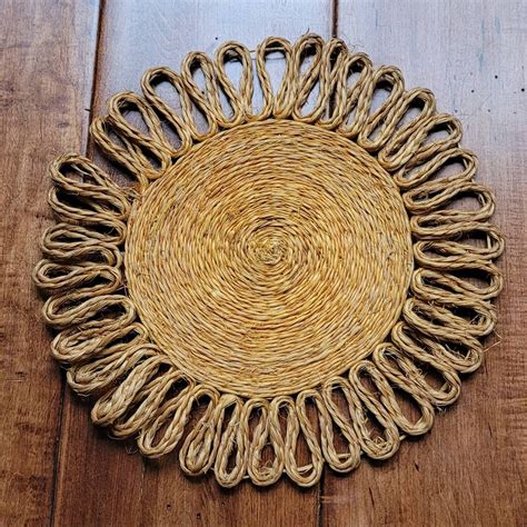 Vintage Round Woven Trivet Set Of 3 Hot Pad Raffia Wicker Etsy