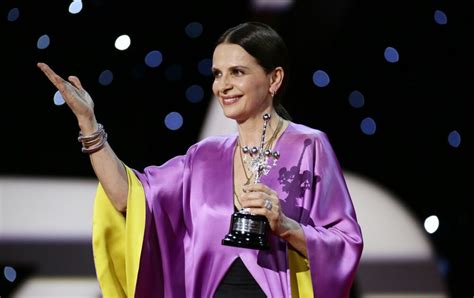 Juliette Binoche Dedica El Premio Donostia Al Silencio Un Compa Ero