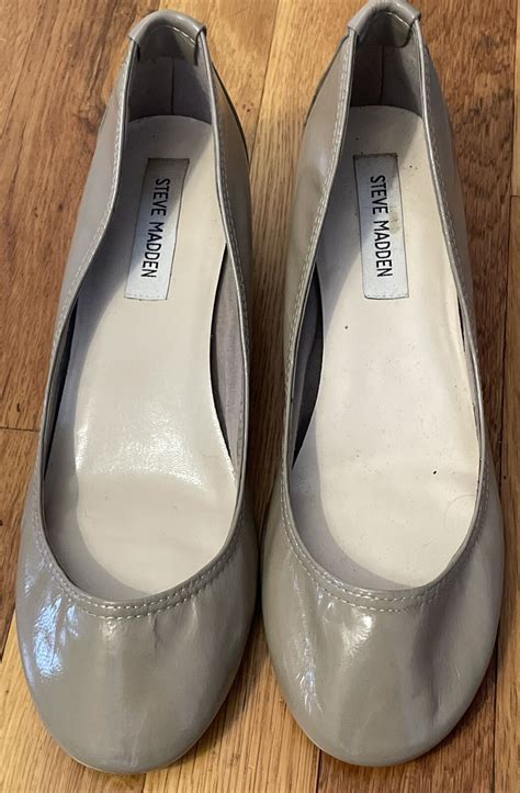 STEVE MADDEN Nude Beige Patent Leather Wedges Wedge S Gem