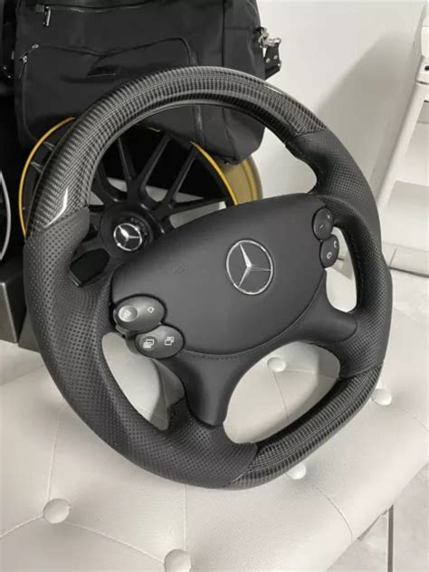 Mercedes Benz Sport Volant Charbon Cuir Brabus Design R W W