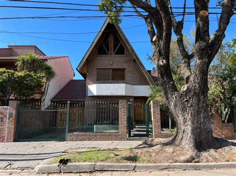 Casa En Venta En Dos Plantas Con 4 Dormito BuscadorProp