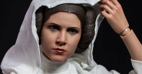 Doons Dungeon Hot Toys Star Wars Princess Leia Figure Review