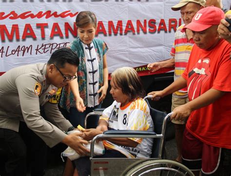 Media Budaya Indonesia Tebar Kebaikan Berbagi Kepada Sesama Polisi