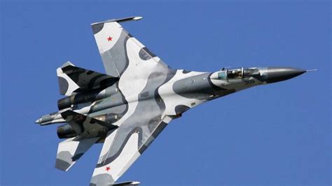 Sukhoi SU 27 Si Jet Tempur Yang Kerap Bikin Ketar Ketir Pesawat