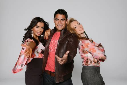 Hot Banditoz 2012 Im Neuen Line Up Ohne Fernanda Brandao 1 Bild Foto Fan Lexikon