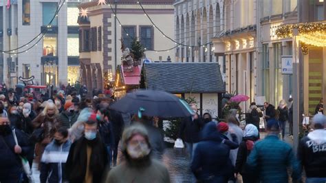 Merkel Macht Druck Harter Lockdown Nach Weihnachten Immer Wahrscheinlicher