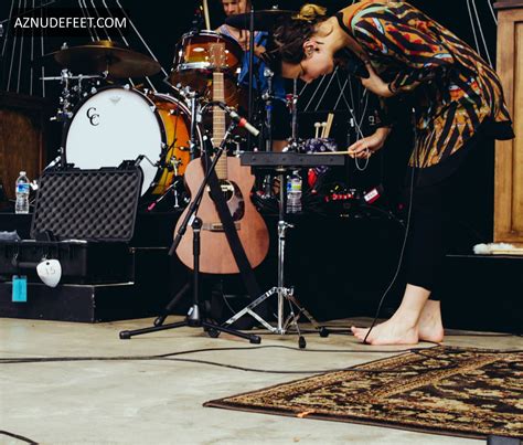 NANNA BRYNDÍS HILMARSDÓTTIR Feet - AZNudeFeet