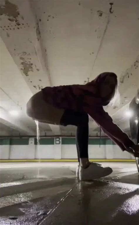 PISSING Slim Babe Records Herself Squat ThisVid