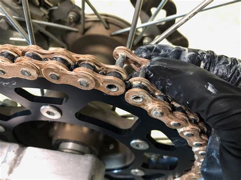 Everything You Need To Know About Installing A New Chain On Your Dirt