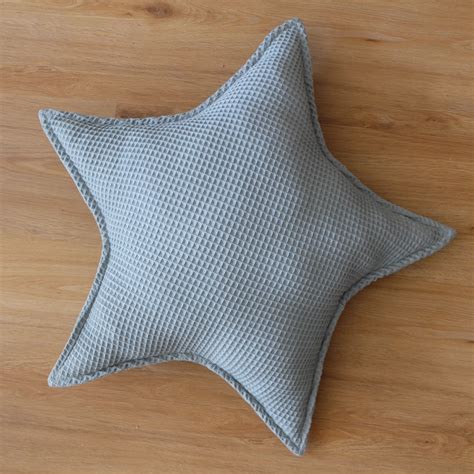 Diy Anleitung Sternenkissen Kuschelkissen Selbst N Hen Sternenkissen