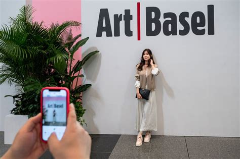 Art Basel Stops Requiring Candidates To Submit Full Body Photos In Job