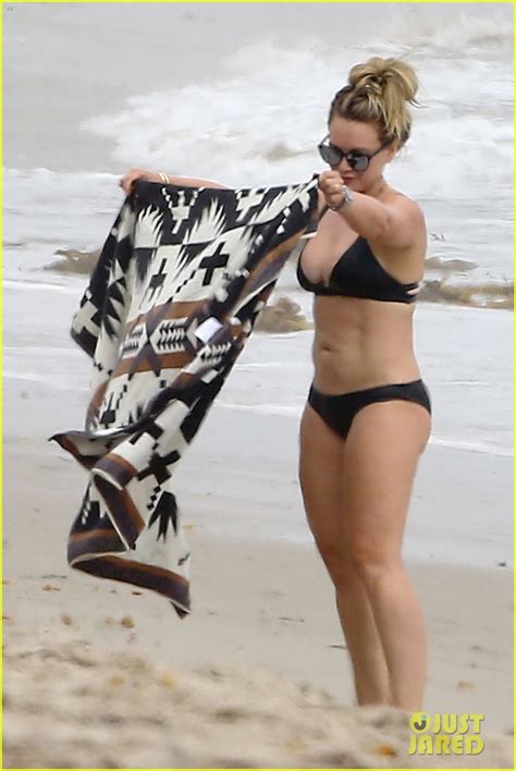 Hilary Duff Hits The Beach In Her Bikini On Labor Day Photo