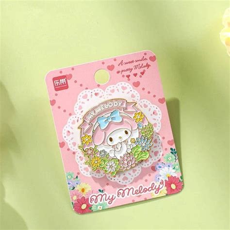 Collection Sanrio Brooches And Sanrio Pins In Kawaii Shop