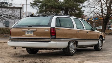 1996 Buick Roadmaster Wagon for Sale at Auction - Mecum Auctions