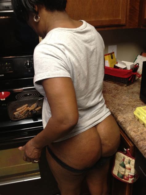 Black Milf Titties N Azz ShesFreaky