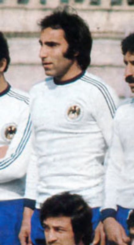 shahin tehran fc   kits