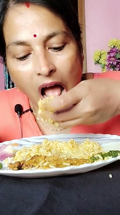 Eating Rice With Pomfret Machhar Kalia 😋 Shorts Shortsfeed Shortvideo Viral Trending Lunch