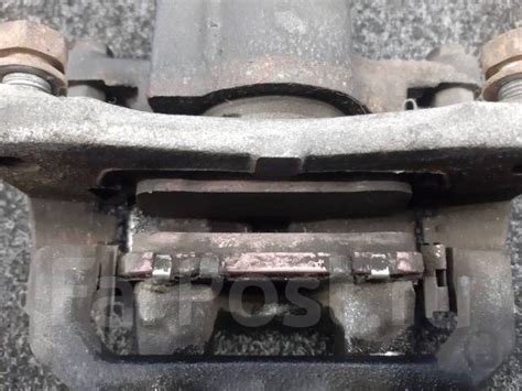 Суппорт задний левый Toyota Estima, Previa ACR40 MCR40 ACR30 MCR30 ...