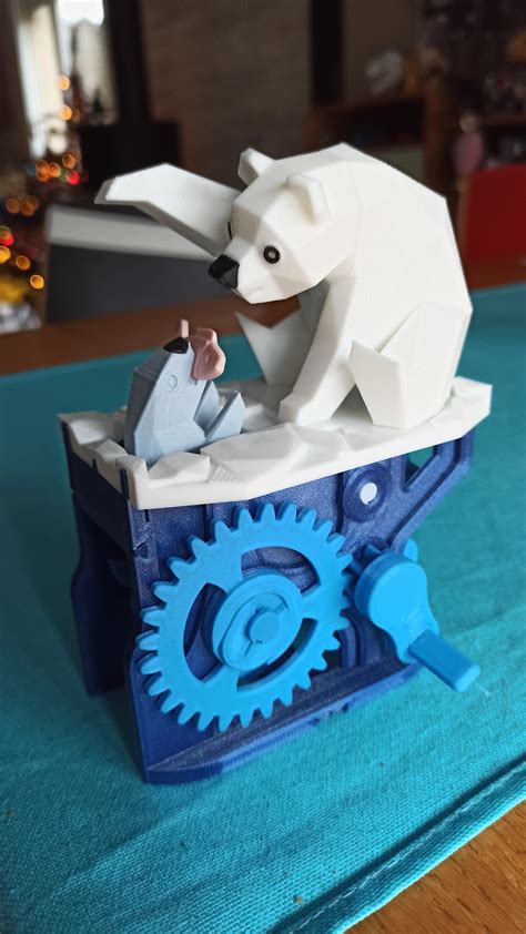 3D Printable Polar Bear With Seal Automata By Amao Chan