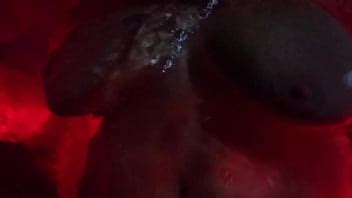 Seins mouillés XVIDEOS