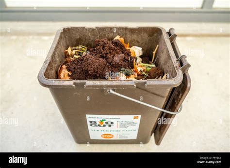 Biodegradable Waste Hi Res Stock Photography And Images Alamy