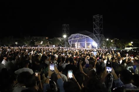 Más de 12 000 personas asisten al concierto de Saiko en Costa Teguise