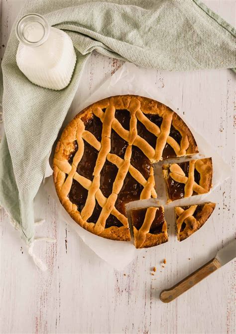 How To Make The Traditional Pasta Frola Or Quince Tart En Casa