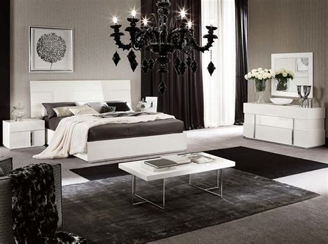 Italian Bedroom interior Best Interior Decoration