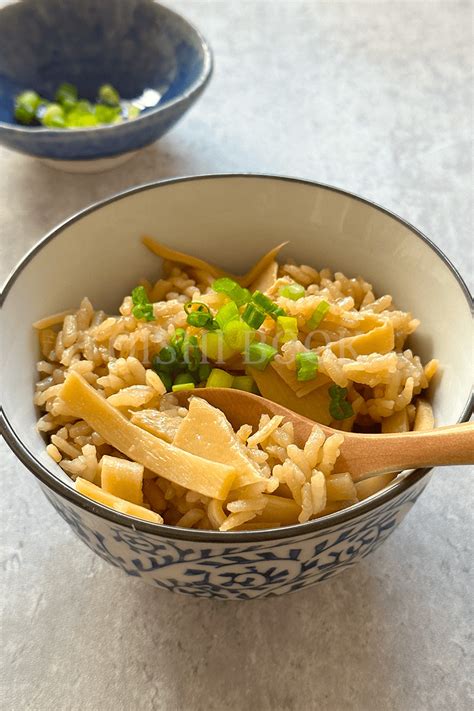 Takenoko Takikomi Gohan 筍炊き込みご飯 Japanese Mixed Rice With Bamboo Shoot