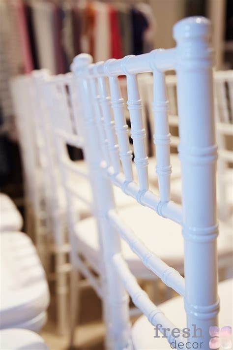 Купить стулья кьявари белые из дерева оптом в Украине