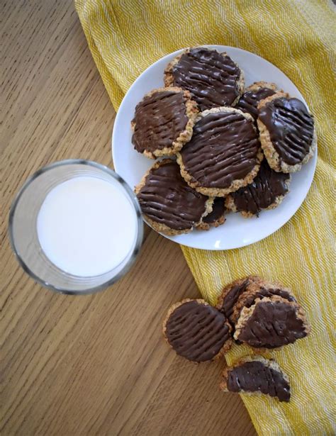 Chocolate Hobnob Recipe Recipe Chocolate Hobnobs Biscuit Recipes