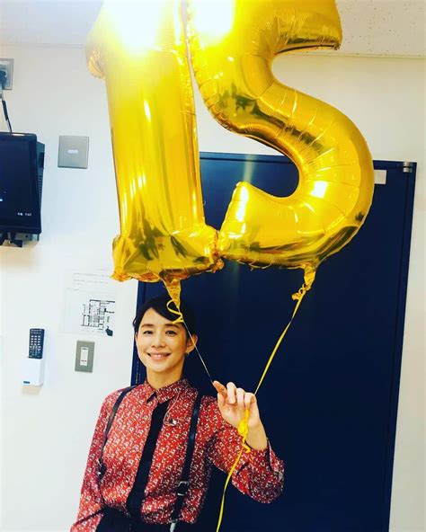 石田ゆり子さんのインスタグラム写真 石田ゆり子instagram「寒い朝です ️ 本日はお知らせがひとつ。 Wowowで1630から