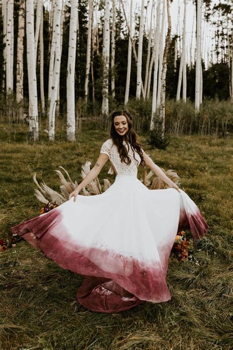 43 Gorgeous Dip Dye Wedding Dresses To Get Inspired Weddingomania