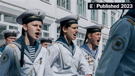 Putin’s Forever War - The New York Times