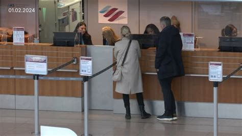 Erneuter Warnstreik am Hamburger Flughafen Einige Flüge gestrichen