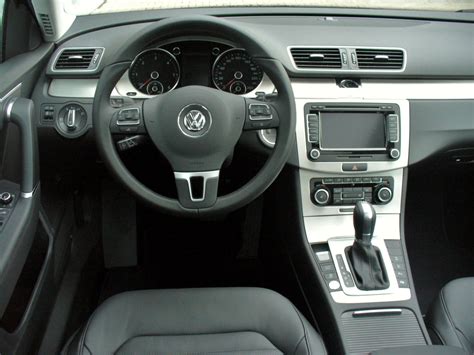 Volkswagen Passat (B7) 2010 - 2014 Specs and Technical Data, Fuel ...