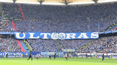 Pyrotechnik Abgebrannt Geldstrafe F R Hansa Rostock Kicker