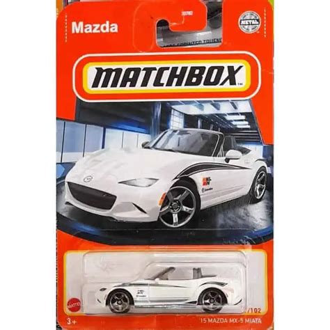 Matchbox 15 Mazda MX 5 Miata Universo Hot Wheels